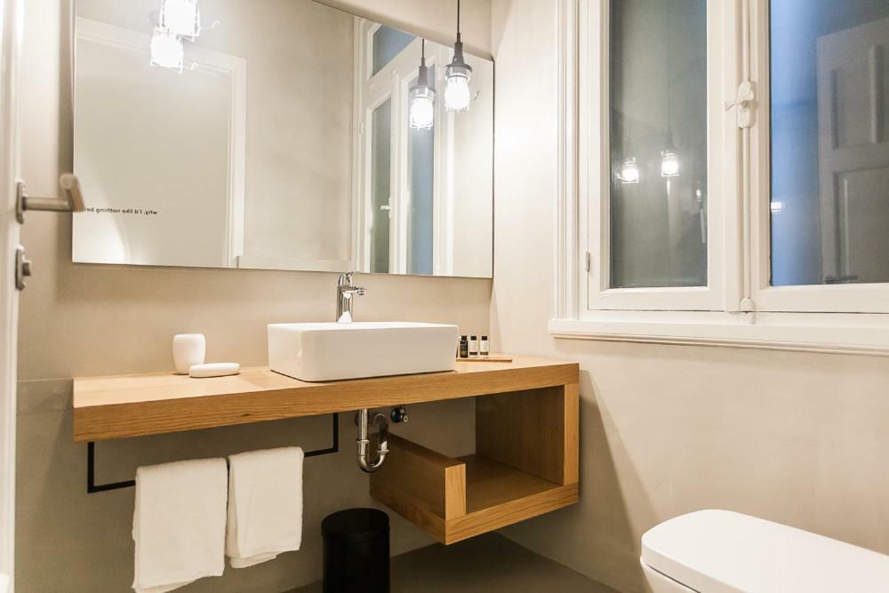 Monastiraki Suites By Livin Urbban Αθήνα Εξωτερικό φωτογραφία